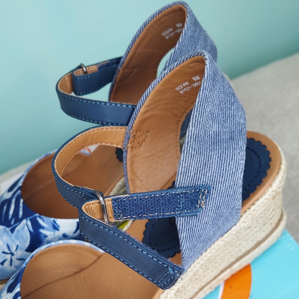 Baretraps Ocean In Hawaii Women's Size 9 Blue Wedge Espadrille Shoes - Picture 7 of 15
